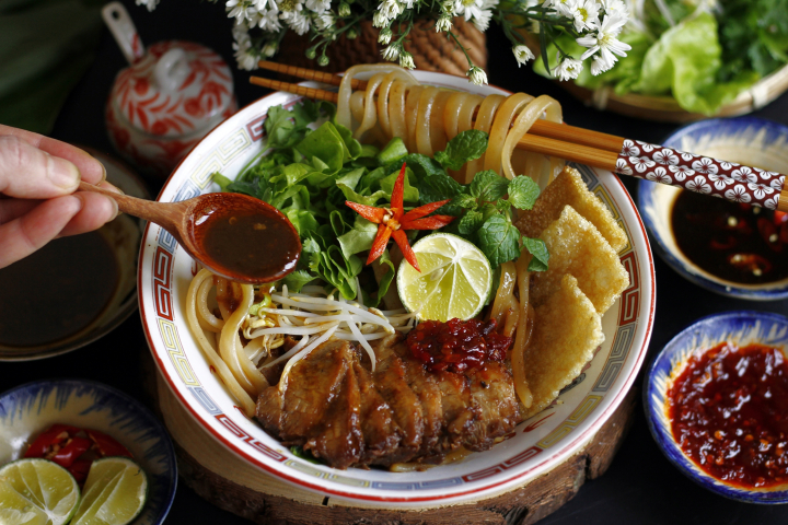 Cao Lau Dish
