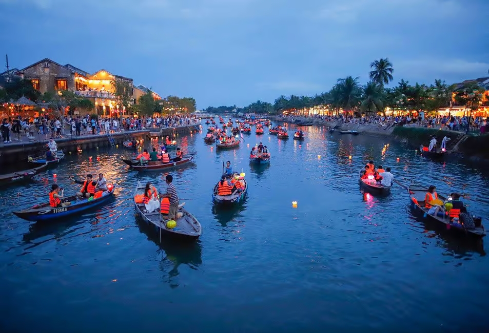 Lantern Boat Ride on Thu Bon River