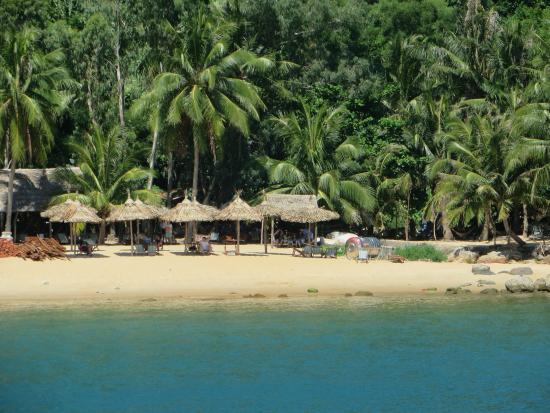Bai Chong Beach