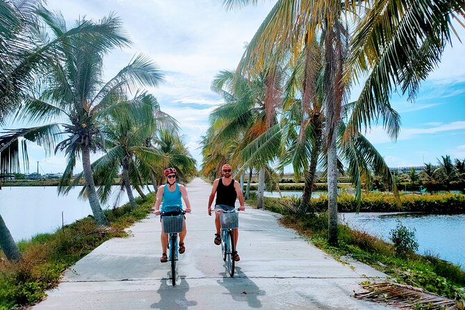Cycling Through Hoi An Countryside