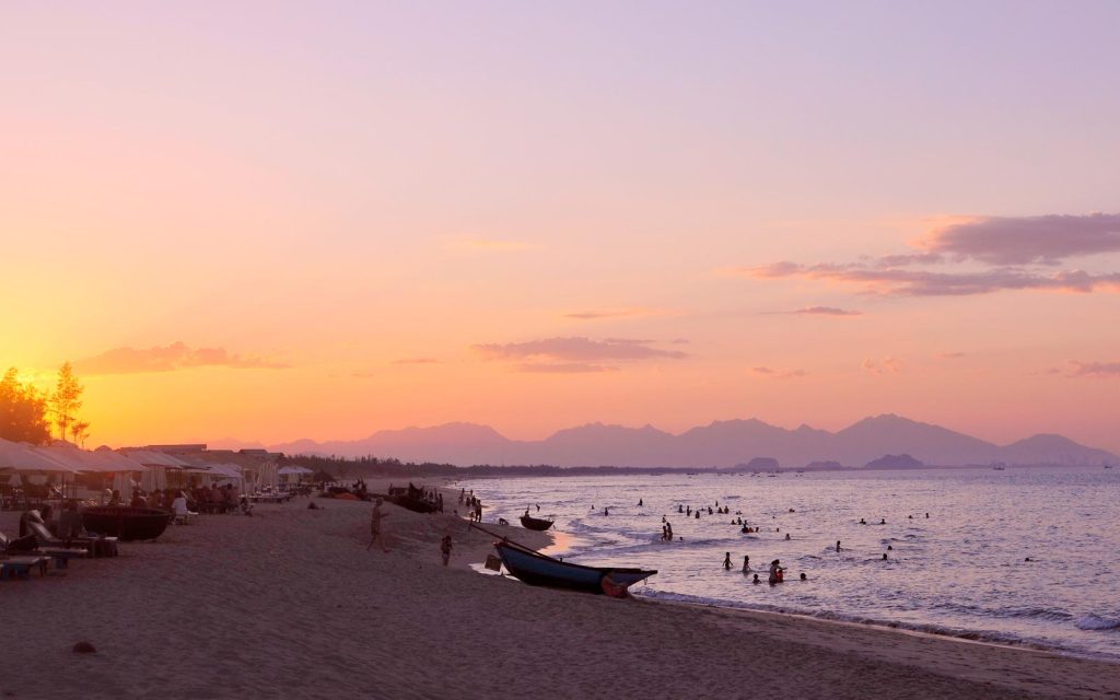 Sunset view over Thu Bon River in Hoi An Ancient Town