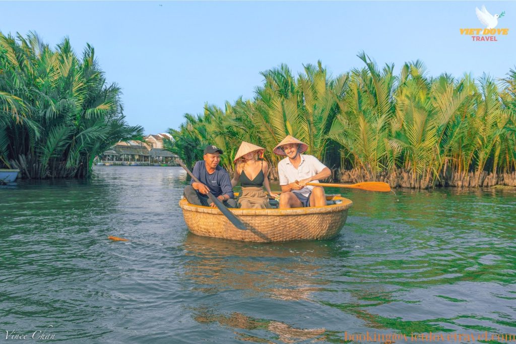 Basket Boat in Cam Thanh