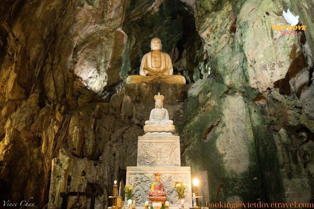 Huyen Khong Cave